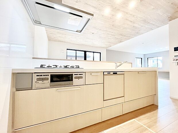 毎日使うキッチンだから、使いやすさ＆お手入れのしやすさにこだわりました。 