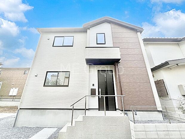 暮らしやすさと居心地の良さにこだわったシンプルで飽きのこないデザイン！