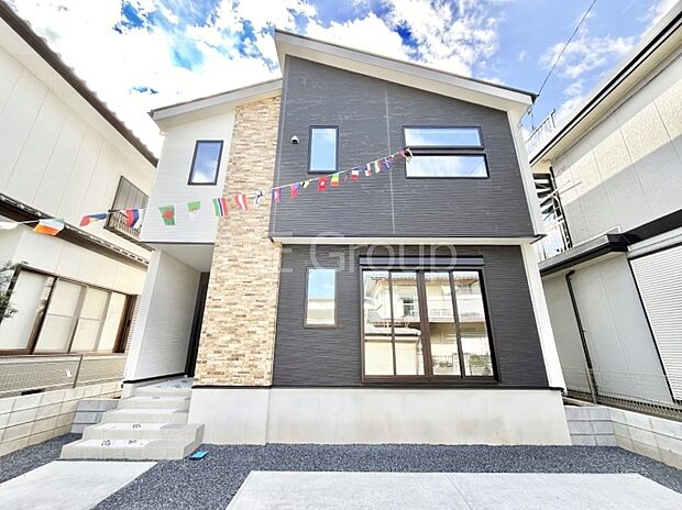 洗練された外観、上質な住空間が広がる室内は永く安心して過ごせる住居です。 