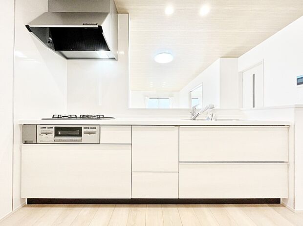 毎日使うキッチンだから、使いやすさ&お手入れのしやすさにこだわりました。