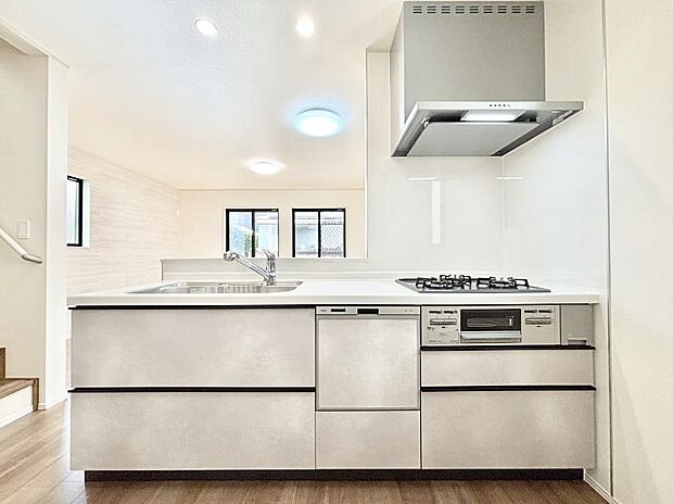 毎日使うキッチンだから、使いやすさ＆お手入れのしやすさにこだわりました。