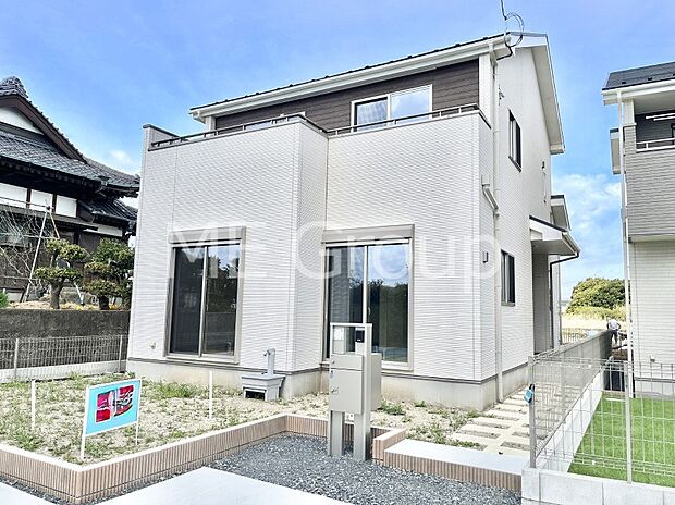 暮らしやすさと居心地の良さにこだわったシンプルで飽きのこないデザイン ！