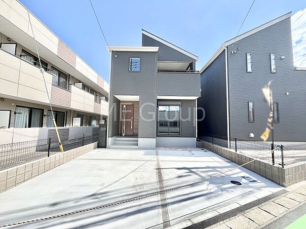 洗練された外観、上質な住空間が広がる室内は永く安心して過ごせる住居です。