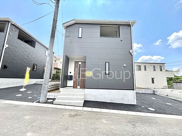 洗練された外観、上質な住空間が広がる室内は永く安心して過ごせる住居です。 