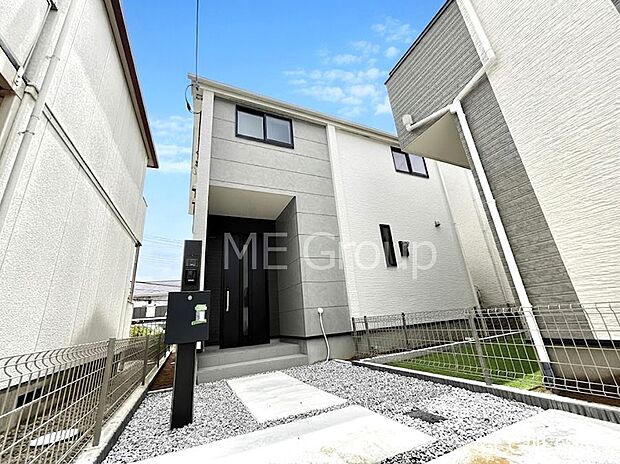 暮らしやすさと居心地の良さにこだわったシンプルで飽きのこないデザイン !