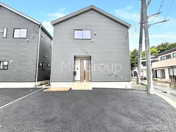 たっぷりの陽光と心地よい風が舞い込む住まい