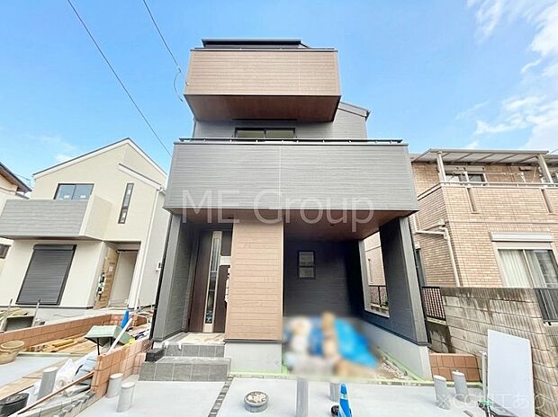 洗練された外観、上質な住空間が広がる室内は永く安心して過ごせる住居です。 