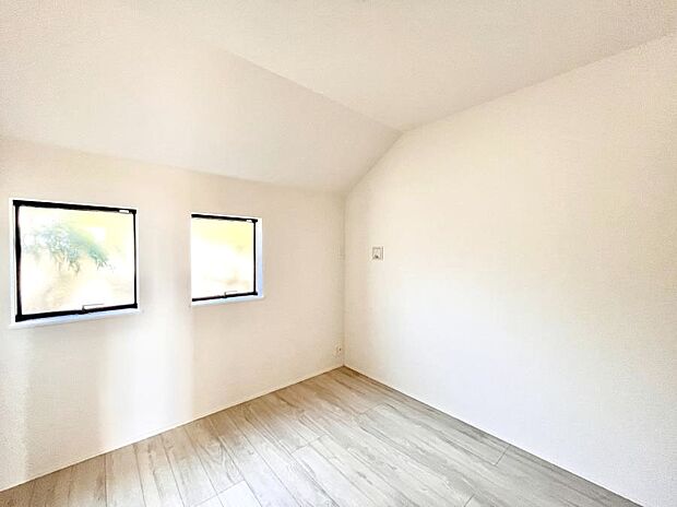 爽やかな日差しがお部屋全体を優しく包み込んでくれます