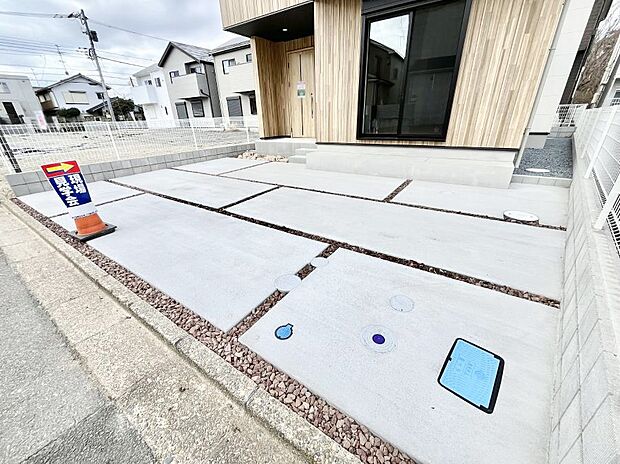 【駐車場】生活に欠かせない駐車スペース。  