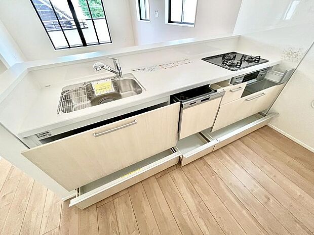 【スライド収納】使いやすさを優先したスライド式収納タイプ！