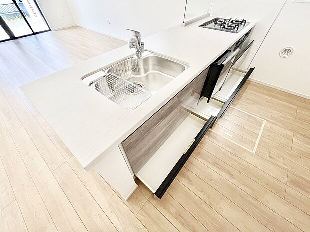 【スライド収納】使いやすさを優先したスライド式収納タイプ！