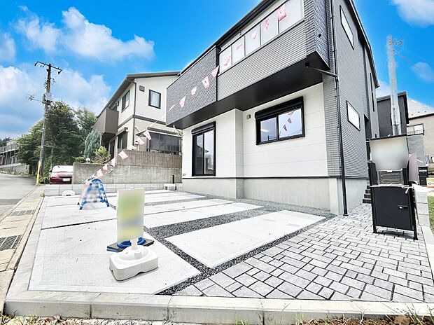 【駐車場】生活に欠かせない駐車スペース。  