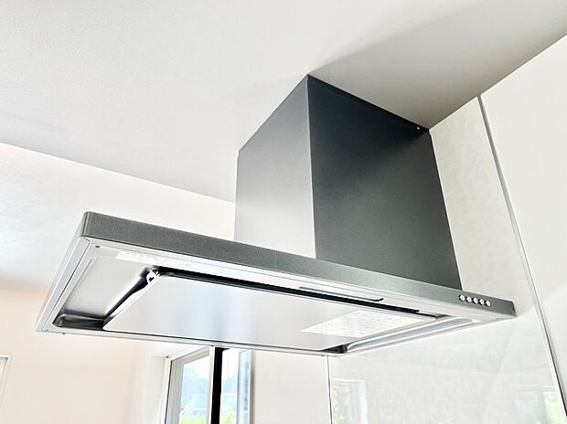 【レンジフード】基本的なお手入れはフィルターのみ！お手入れのしやすさも魅力です。
