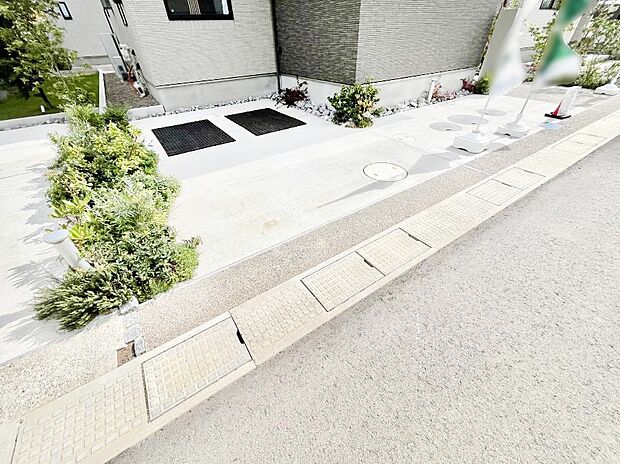 【駐車場】生活に欠かせない駐車スペース。