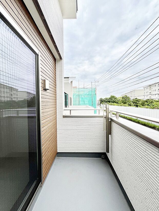 【バルコニー】風通しの良いバルコニー