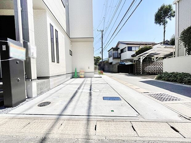 【駐車場】生活に欠かせない駐車スペース