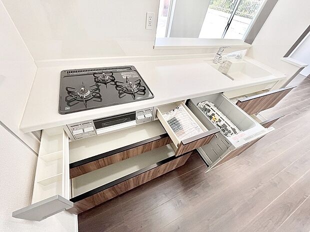 【スライド収納】使いやすさを優先したスライド式収納タイプ！