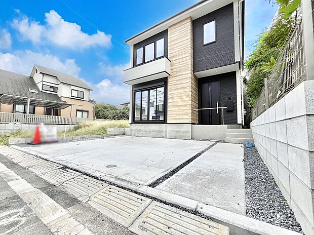 【駐車場】生活に欠かせない駐車スペース。