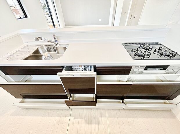 【スライド収納】使いやすさを優先したスライド式収納タイプ！