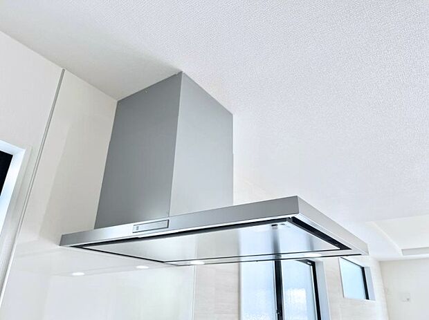 【レンジフード】基本的なお手入れはフィルターのみ！お手入れのしやすさも魅力です。