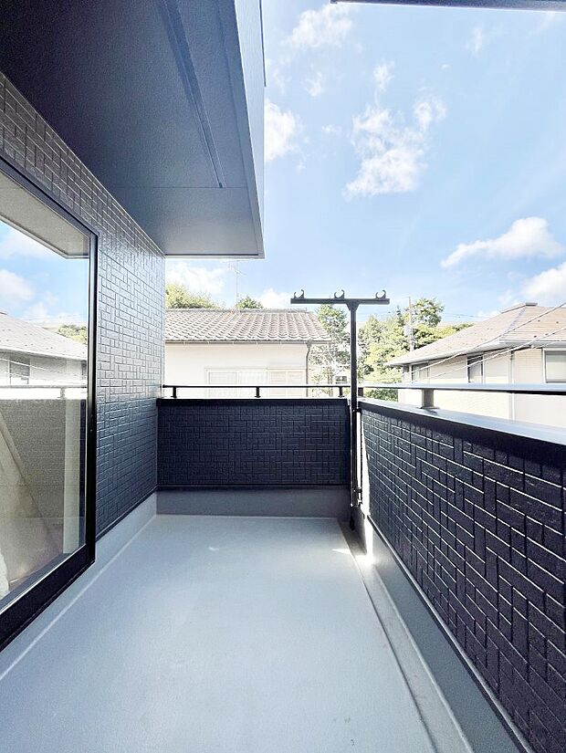 【バルコニー】風通しの良いバルコニー