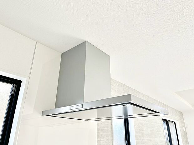 【レンジフード】基本的なお手入れはフィルターのみ！お手入れのしやすさも魅力です。