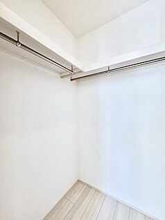 ウォークインクローゼット