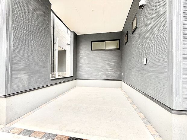 【駐車場】生活に欠かせない駐車スペース。