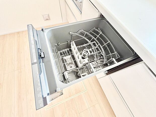 【食洗機】面倒なお片づけは食洗機にお任せ!家事の負担が減って、時間にも気持ちにもゆとりができます。