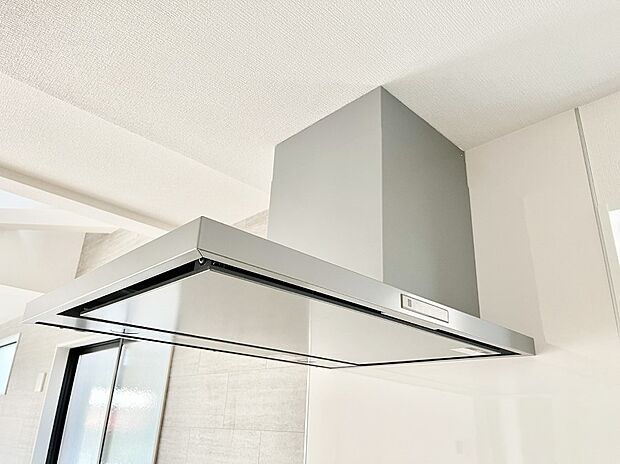 【レンジフード】基本的なお手入れはフィルターのみ！お手入れのしやすさも魅力です。