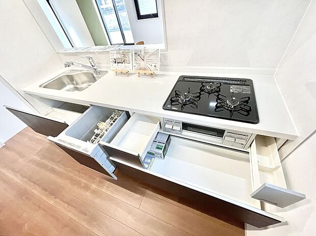 【スライド収納】使いやすさを優先したスライド式収納タイプ！