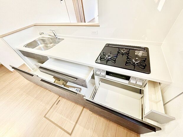 【スライド収納】使いやすさを優先したスライド式収納タイプ！