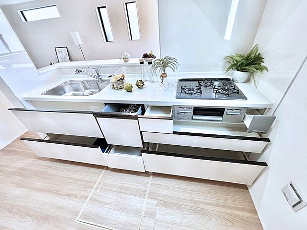 【スライド収納】使いやすさを優先したスライド式収納タイプ！