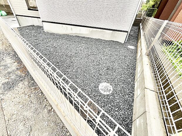 【庭】明るさたっぷりのお庭  