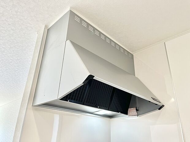 【レンジフード】基本的なお手入れはフィルターのみ！お手入れのしやすさも魅力です。