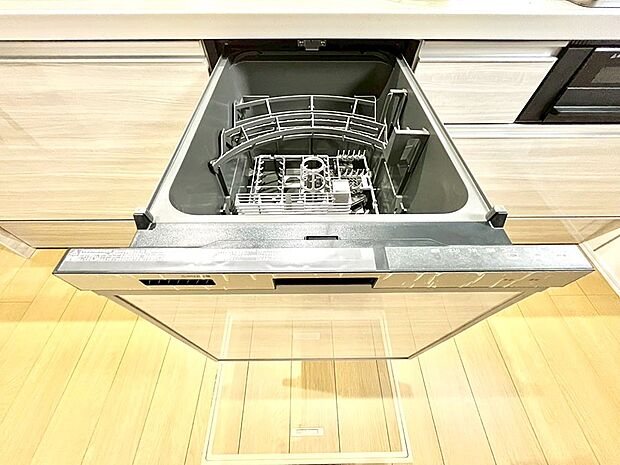 【食洗機】面倒なお片づけは食洗機にお任せ！家事の負担が減って、時間にも気持ちにもゆとりができます。