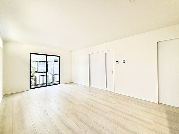 【ダイニング】家族が自然と集まる憩いのスペースになりそう