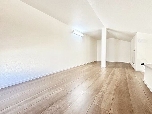 【収納】ロフト部分は収納や寝室扱いにするなど、アイデア次第で快適空間に大変身！ お子様の秘密基地にも！？ 