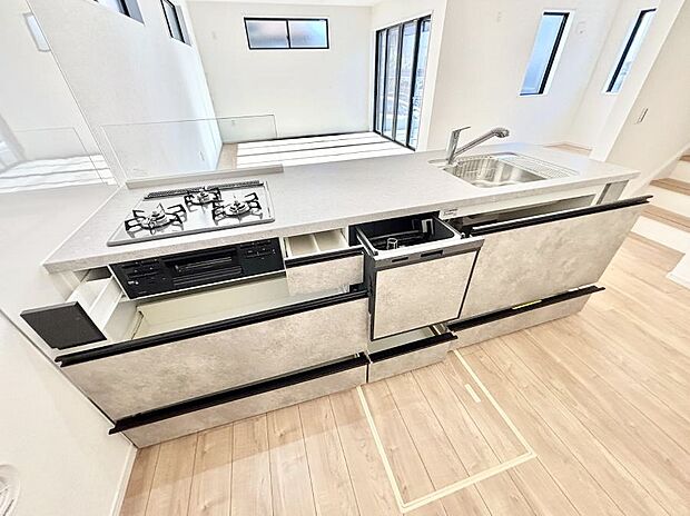 【スライド収納】使いやすさを優先したスライド式収納タイプ!