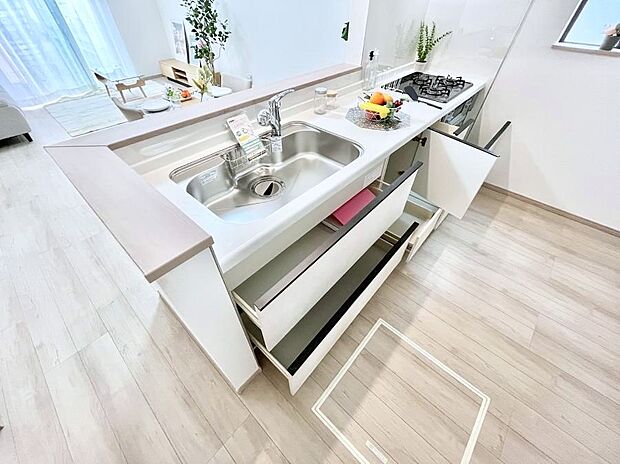 【スライド収納】使いやすさを優先したスライド式収納タイプ！