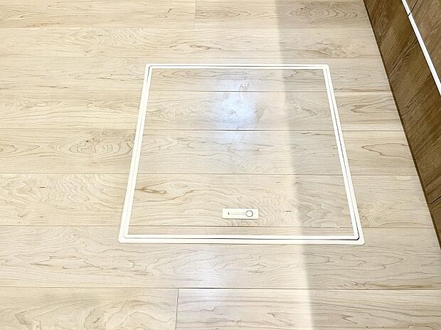 【床下収納】床下収納付き!日用品・非常用品の収納にも大活躍。