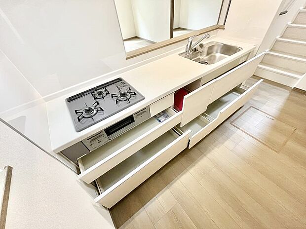 【スライド収納】使いやすさを優先したスライド式収納タイプ!