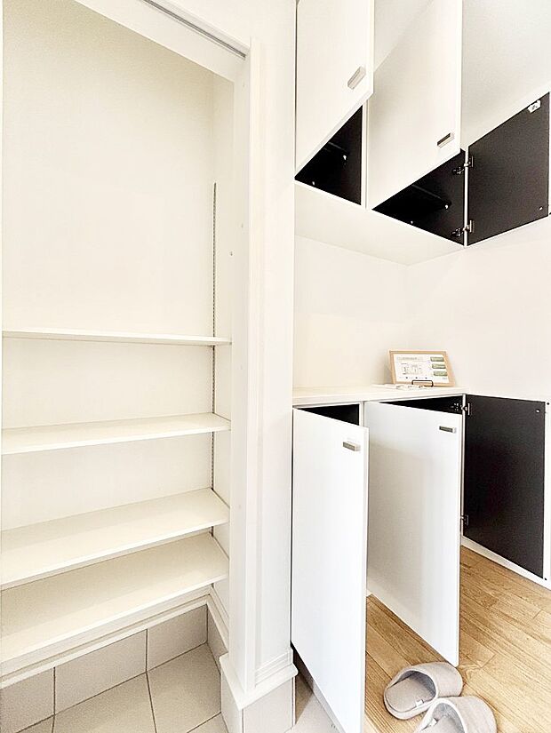 【収納】収納力ある下駄箱の活用で玄関廻りはいつでもスッキリ