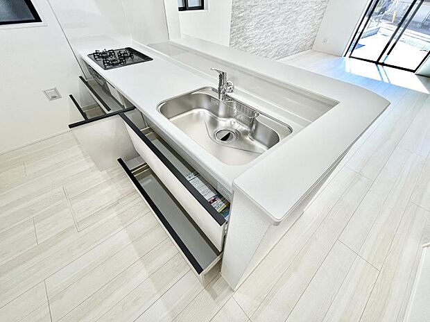 【スライド収納】使いやすさを優先したスライド式収納タイプ!