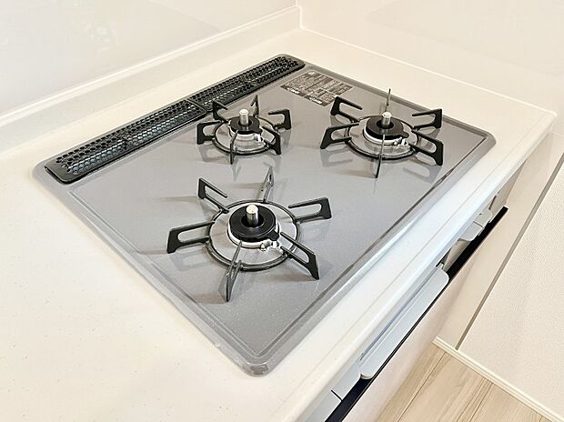 【三ツ口コンロ】三口ガスコンロでお料理が一気にはかどりそう