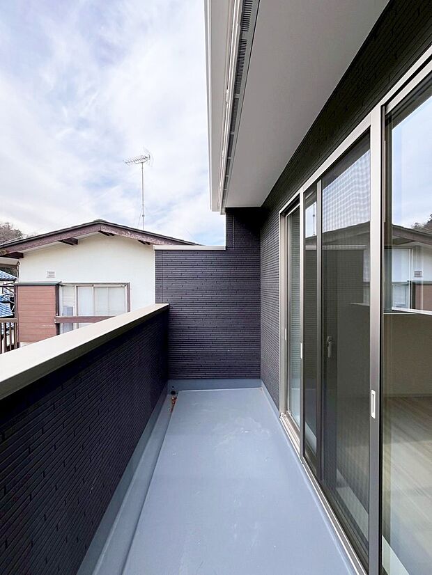 【バルコニー】風通しの良いバルコニー