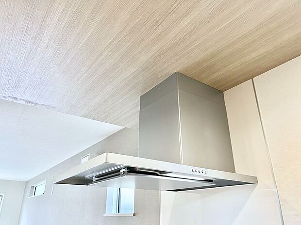 【レンジフード】基本的なお手入れはフィルターのみ！お手入れのしやすさも魅力です。