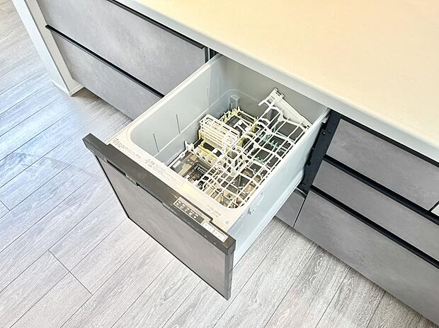 【食洗機】面倒なお片づけは食洗機にお任せ!家事の負担が減って、時間にも気持ちにもゆとりができます。