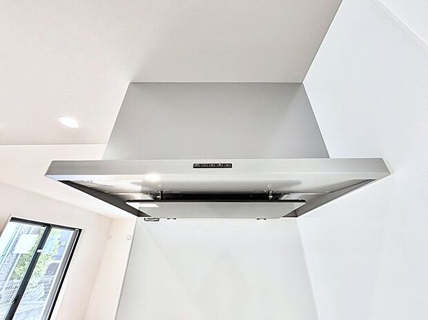 【レンジフード】基本的なお手入れはフィルターのみ!お手入れのしやすさも魅力です。