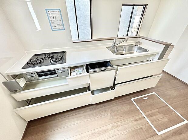 【スライド収納】使いやすさを優先したスライド式収納タイプ！